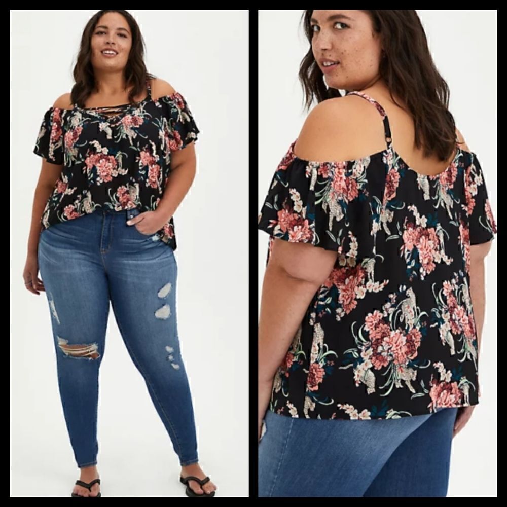 4X 26W Black Lace Up Cold Shoulder Blouse Torrid Georgette Floral Cheetah Woven